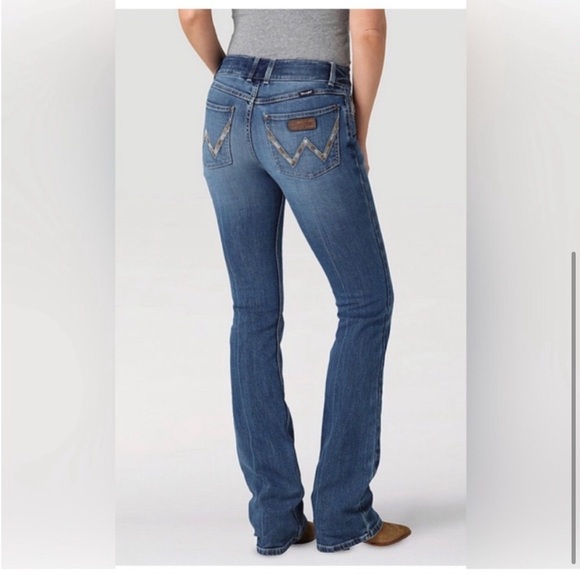 WRANGLER RETRO MAE BOOTCUT‎ FAYE midrise women’s JEANS size 33/15x36 new